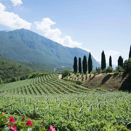 Agritur Casteller Farm stay