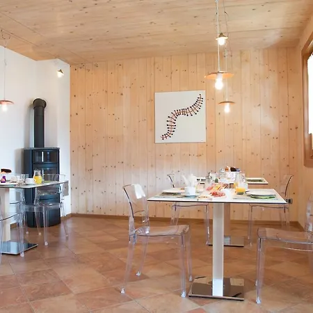Agritur Casteller Farm stay *