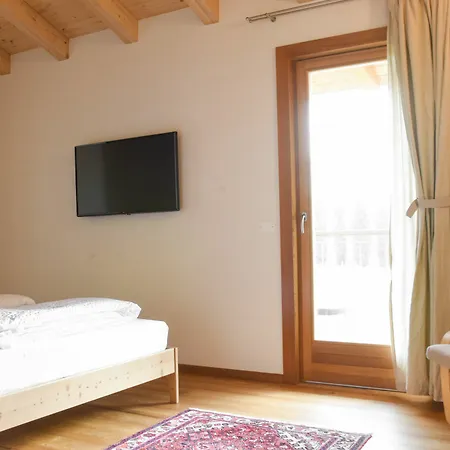 Agritur Casteller Farm stay *